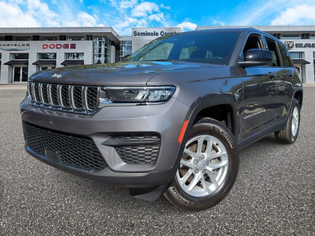Used 2024 Jeep Grand Cherokee Laredo X SUV