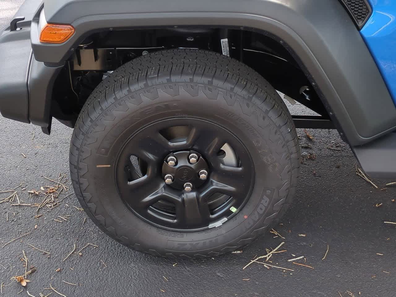 Thumbnail: 2025 Jeep Wrangler - 14