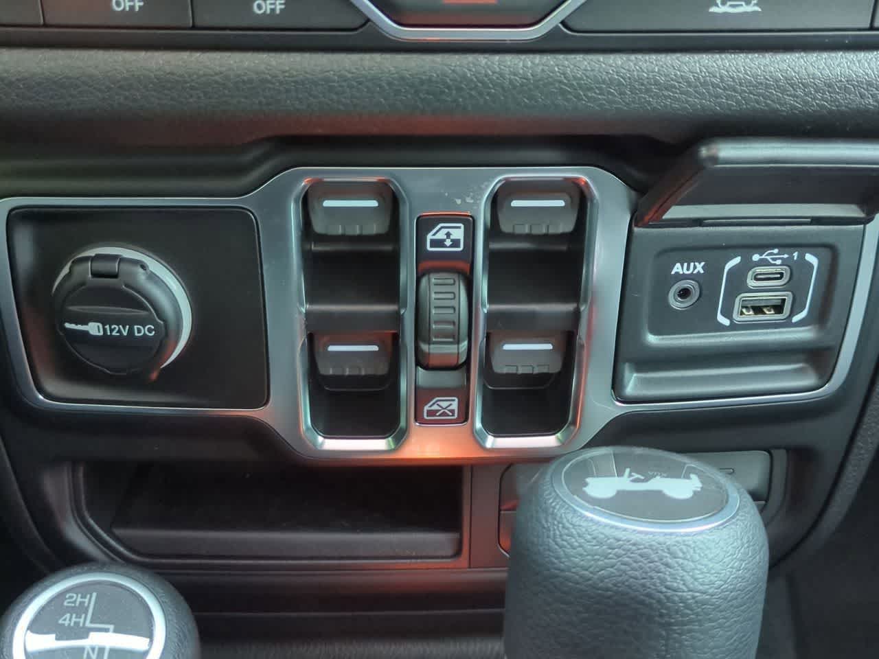 Thumbnail: 2026 Jeep Wrangler - 31