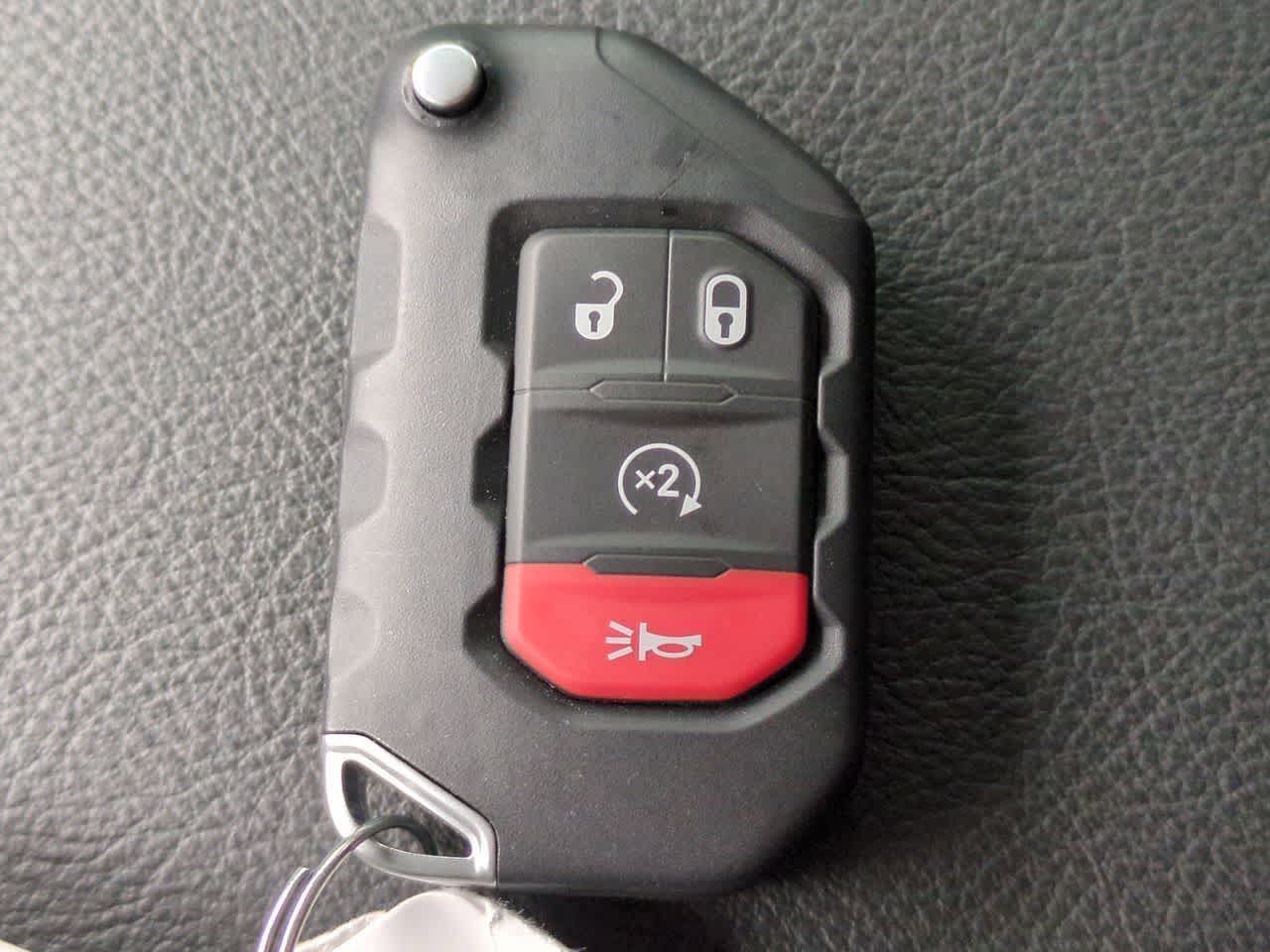 Thumbnail: 2026 Jeep Gladiator - 36