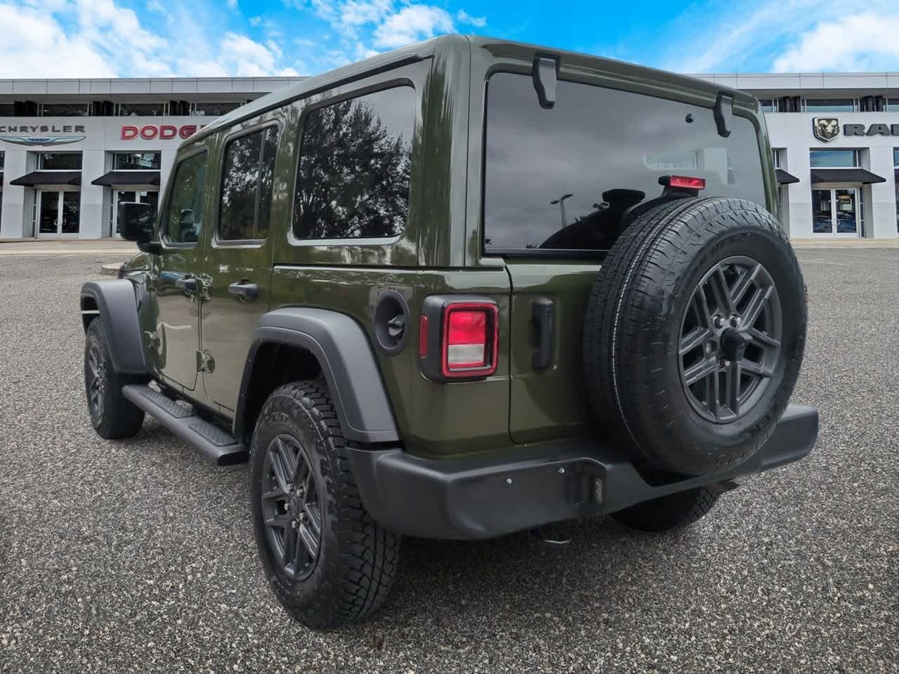 Thumbnail: 2024 Jeep Wrangler - 6