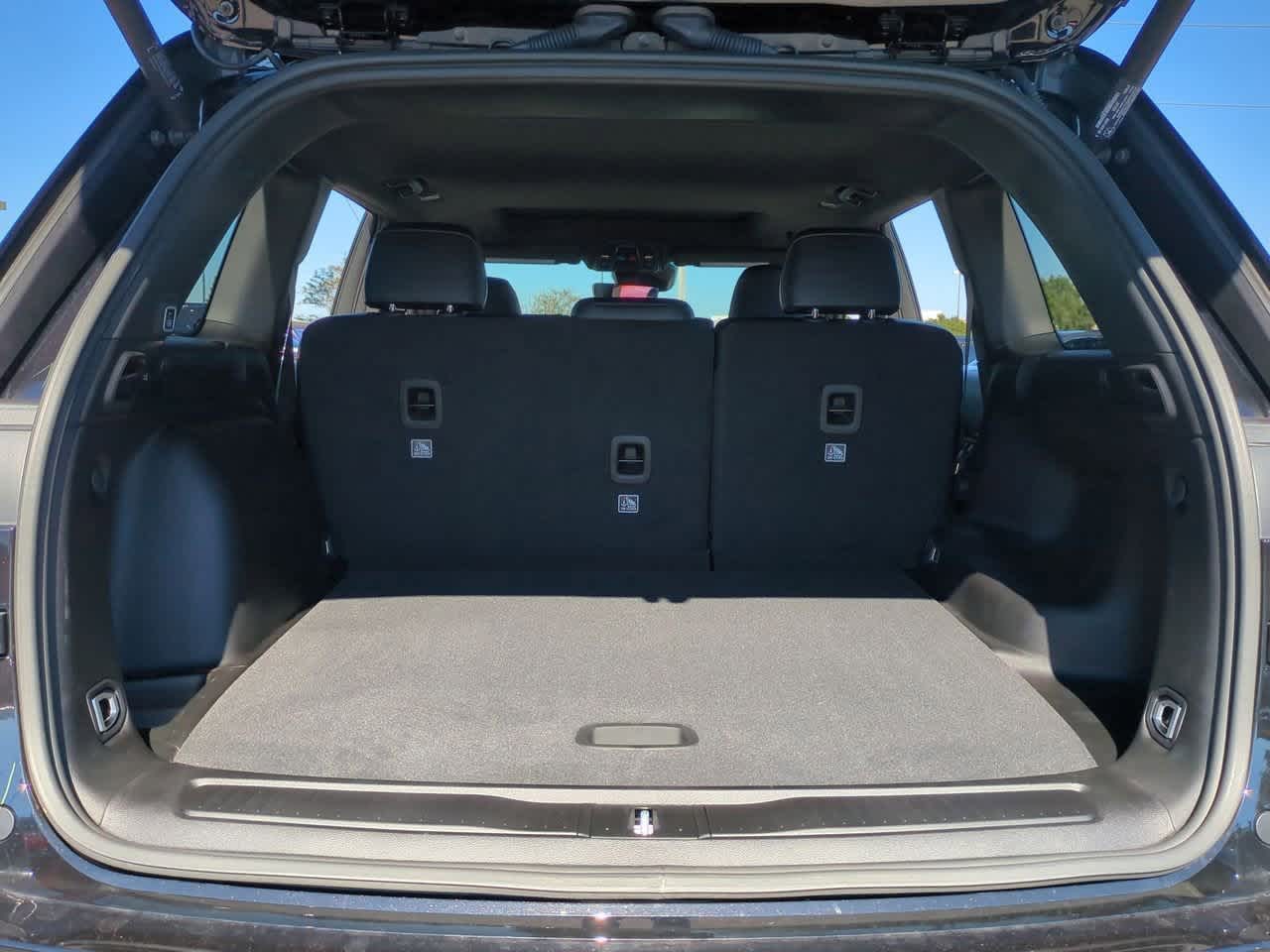 Thumbnail: 2025 Jeep Grand Cherokee - 35