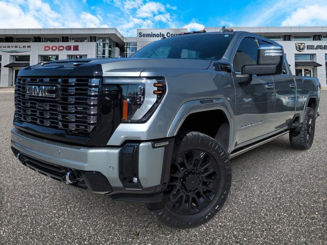Thumbnail: 2025 GMC Sierra 2500 - 1