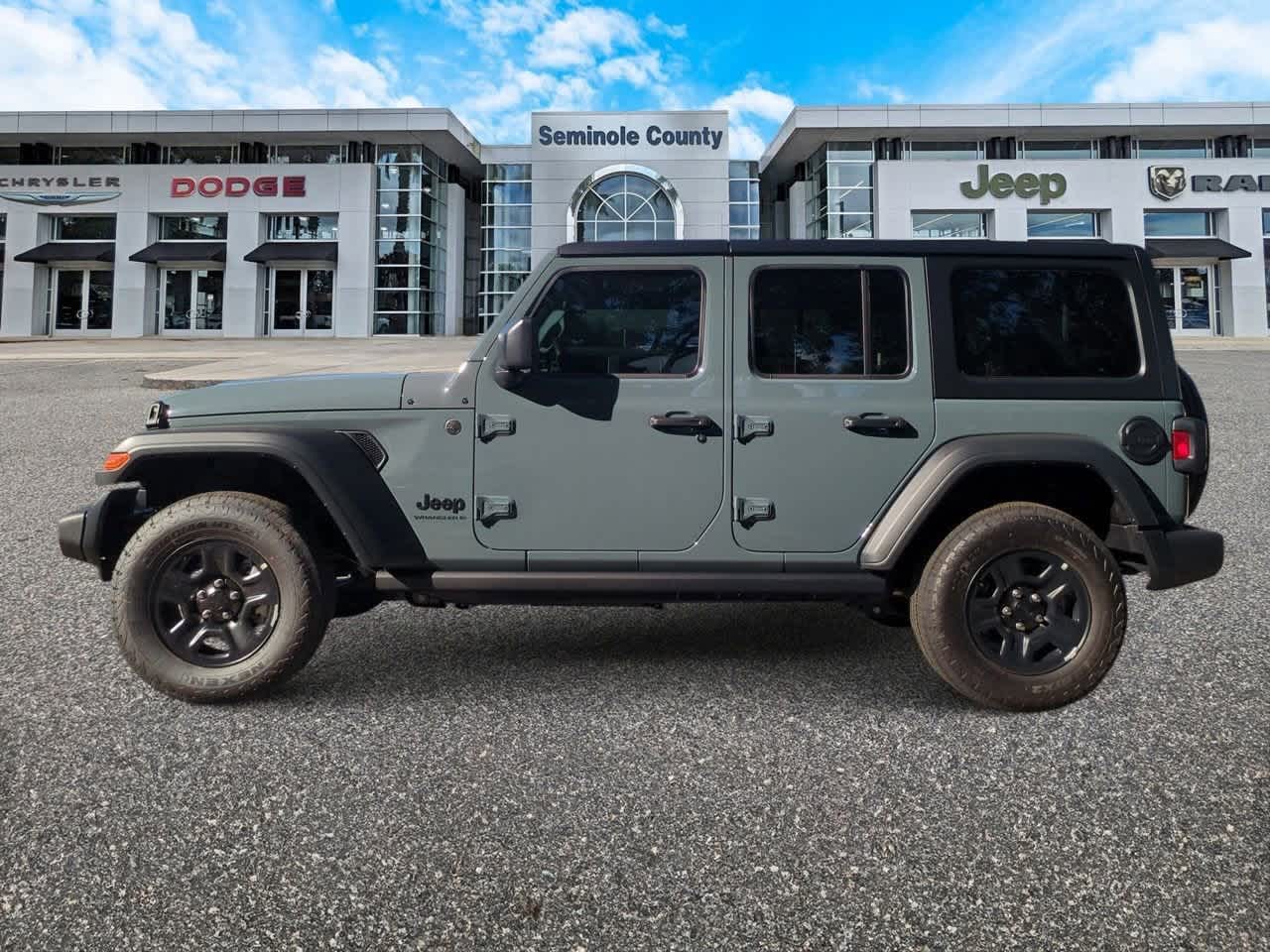 Thumbnail: 2025 Jeep Wrangler - 5