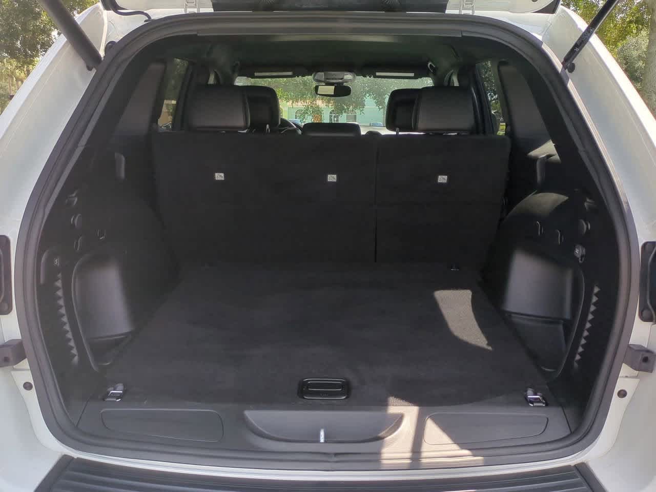 Thumbnail: 2022 Jeep Grand Cherokee - 34