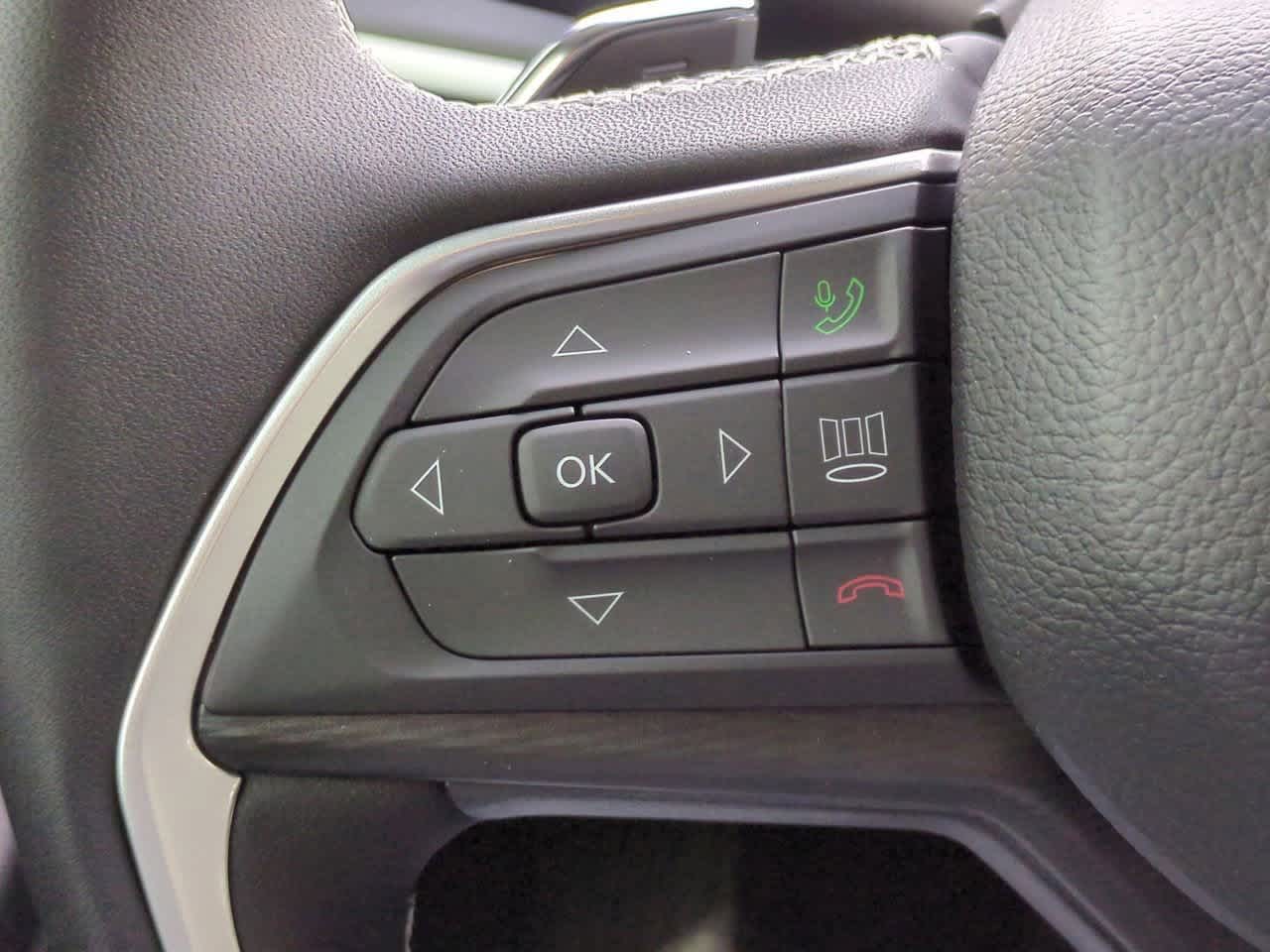 Thumbnail: 2025 Jeep Grand Cherokee - 25