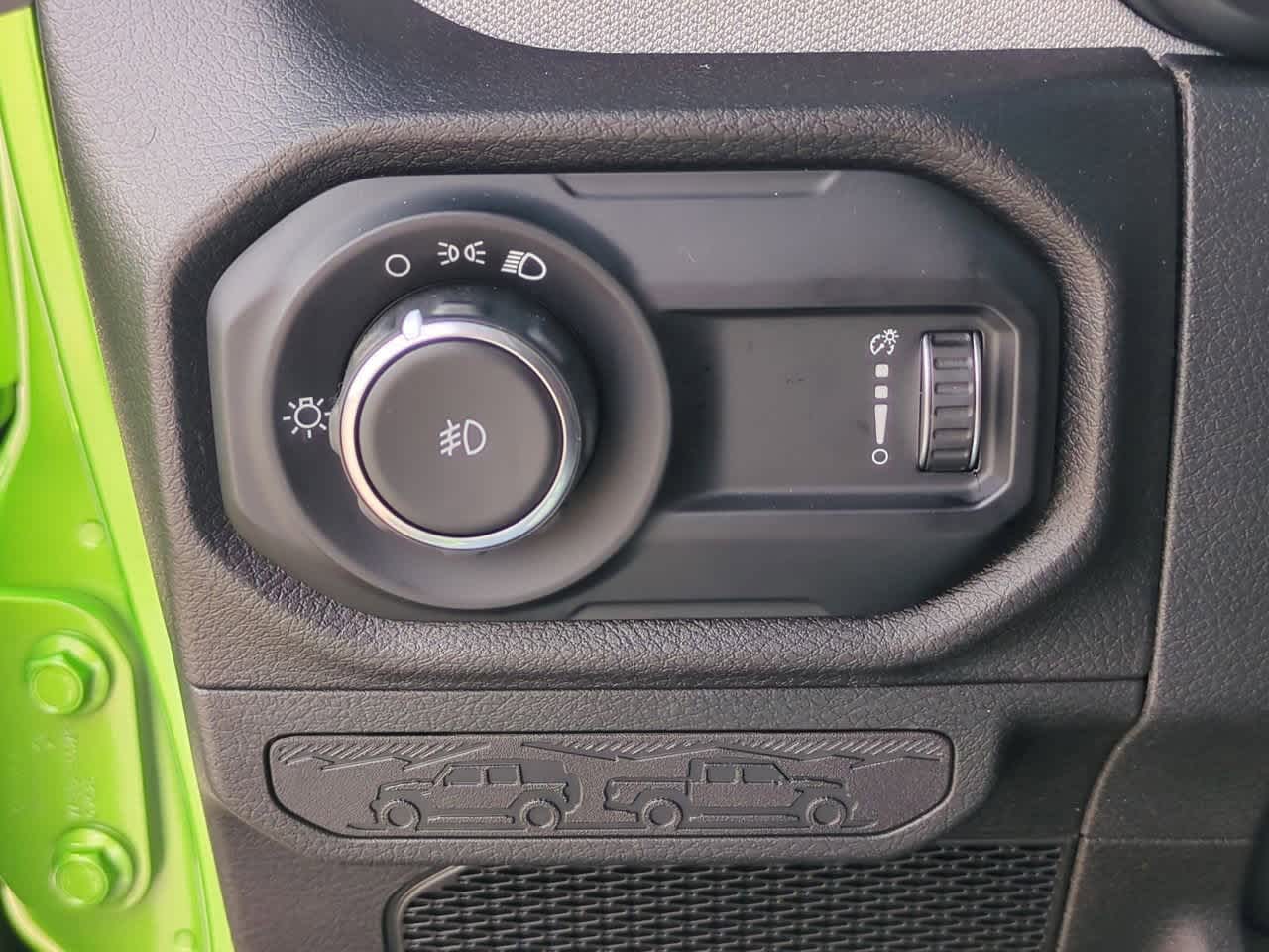 Thumbnail: 2025 Jeep Wrangler - 18