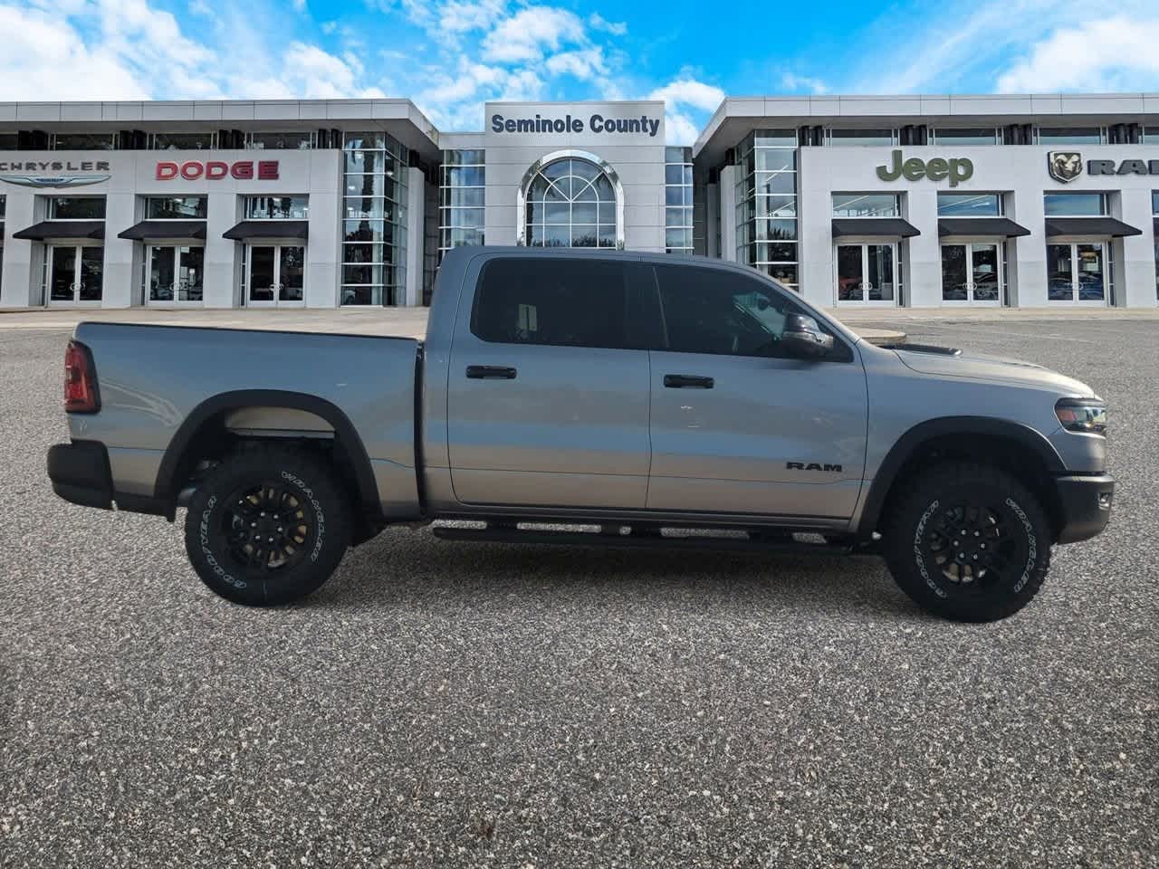 Thumbnail: 2026 RAM 1500 - 9