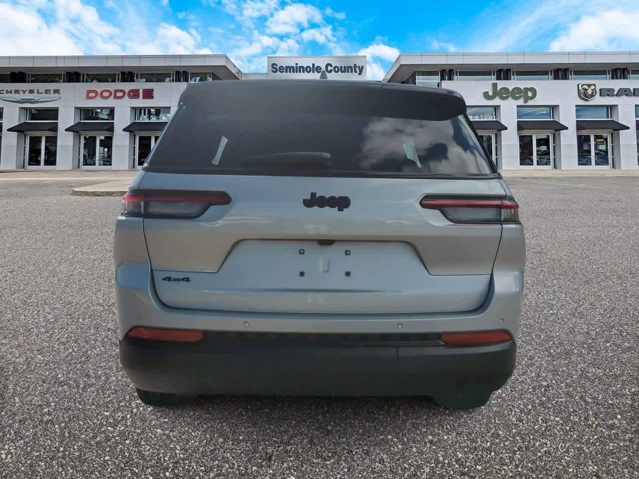 Thumbnail: 2025 Jeep Grand Cherokee L - 7