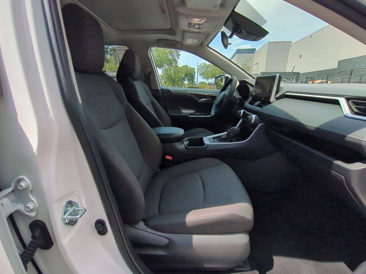 Thumbnail: 2024 Toyota RAV4 - 23