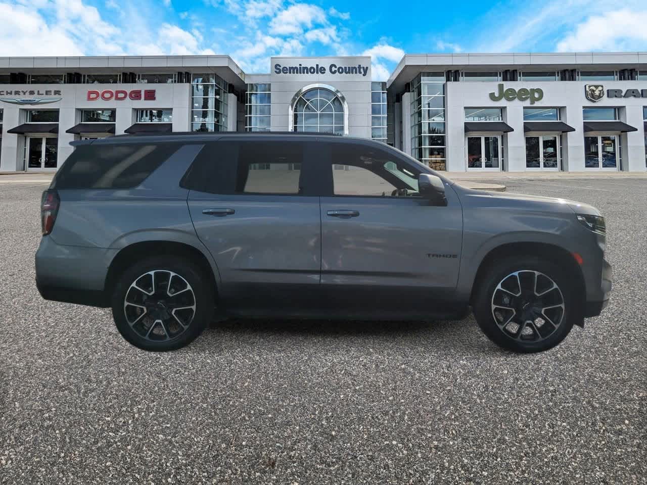 Thumbnail: 2022 Chevrolet Tahoe - 9