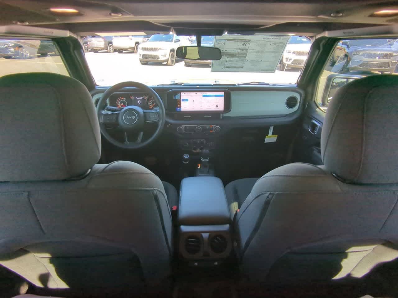 Thumbnail: 2025 Jeep Gladiator - 19