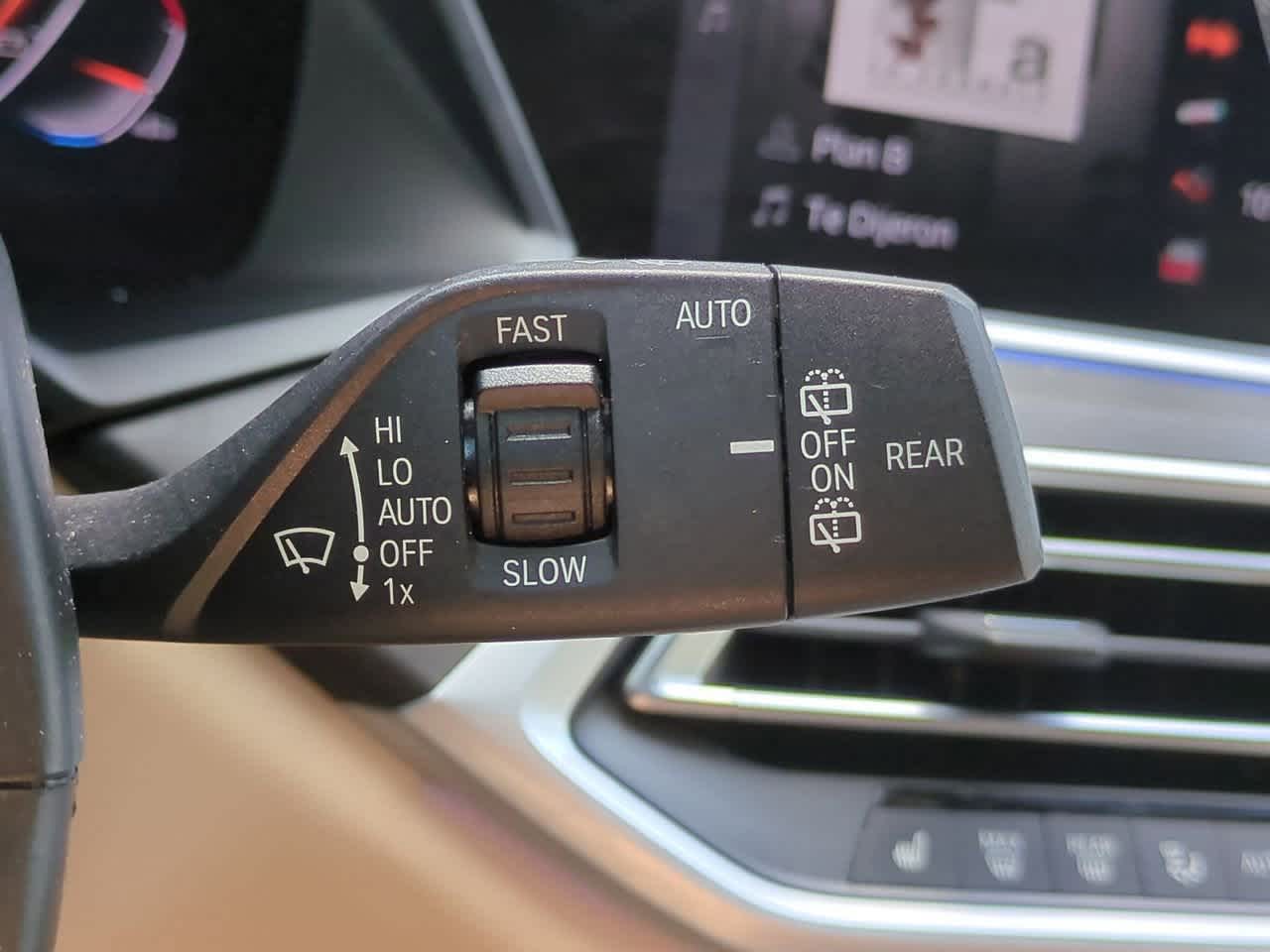 2022 BMW X7 xDrive40i 28