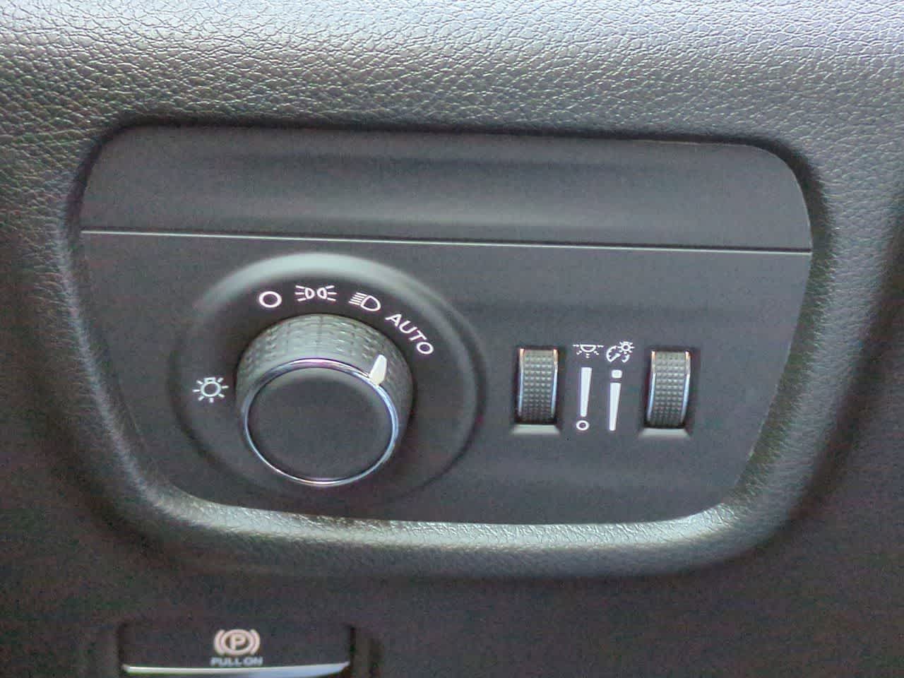 Thumbnail: 2025 Jeep Grand Cherokee - 18