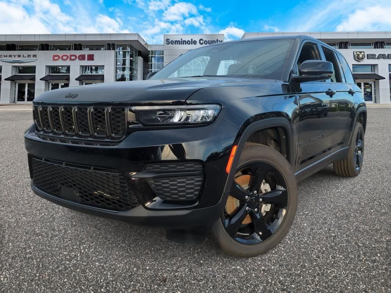 Thumbnail: 2025 Jeep Grand Cherokee - 1