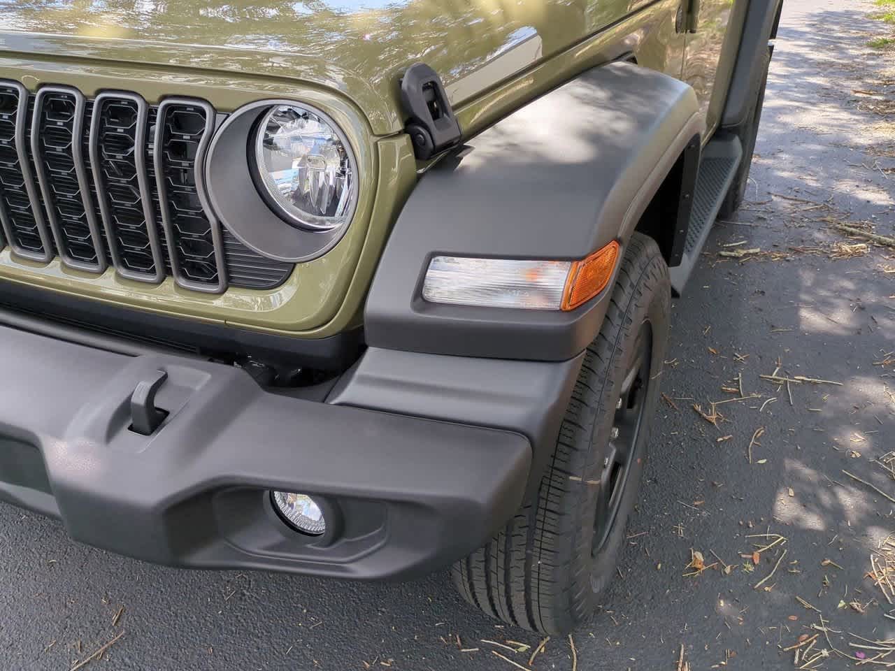 Thumbnail: 2025 Jeep Wrangler - 11