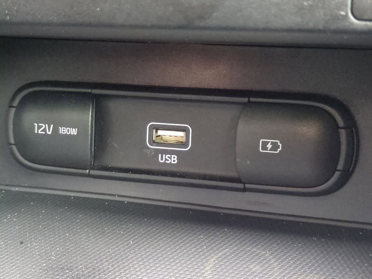 Thumbnail: 2023 Kia Forte - 33