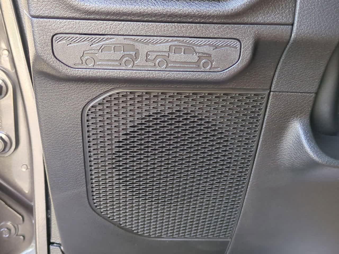 2025 Jeep Wrangler Sport 27