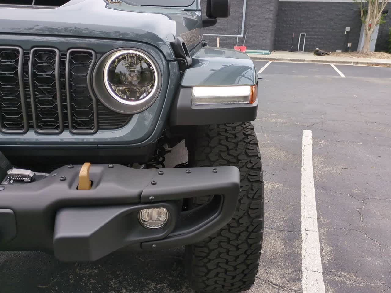 Thumbnail: 2025 Jeep Wrangler - 11
