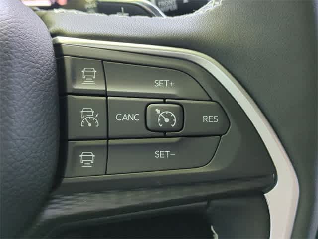 Thumbnail: 2025 Jeep Grand Cherokee L - 25