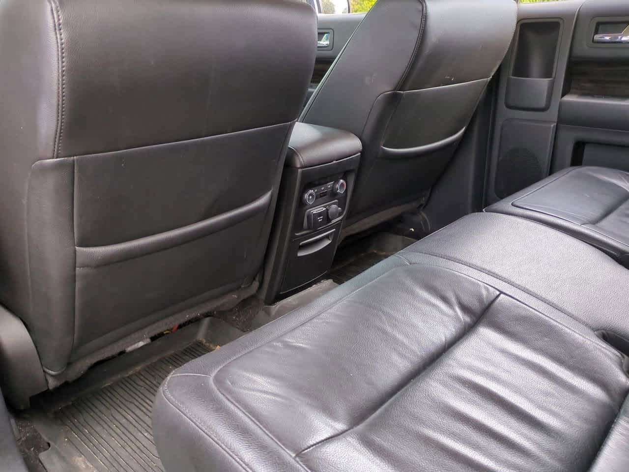 Thumbnail: 2019 Ford Flex - 18