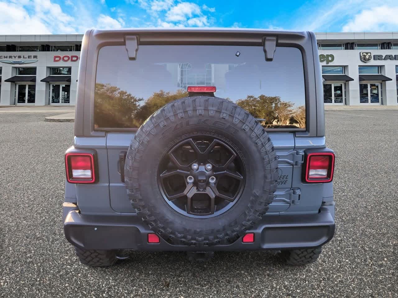 Thumbnail: 2025 Jeep Wrangler - 7