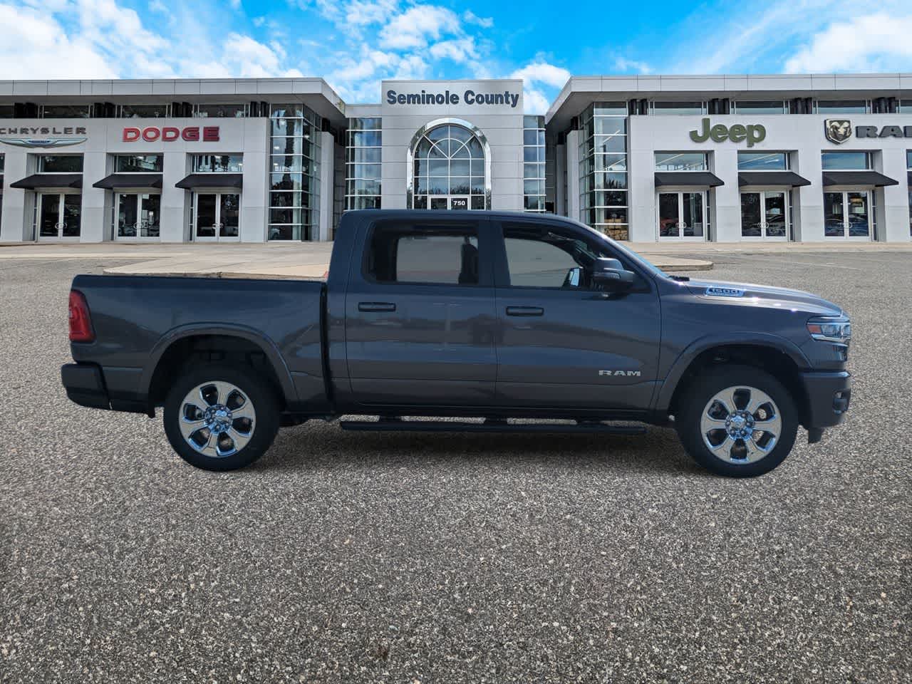 Thumbnail: 2026 RAM 1500 - 9