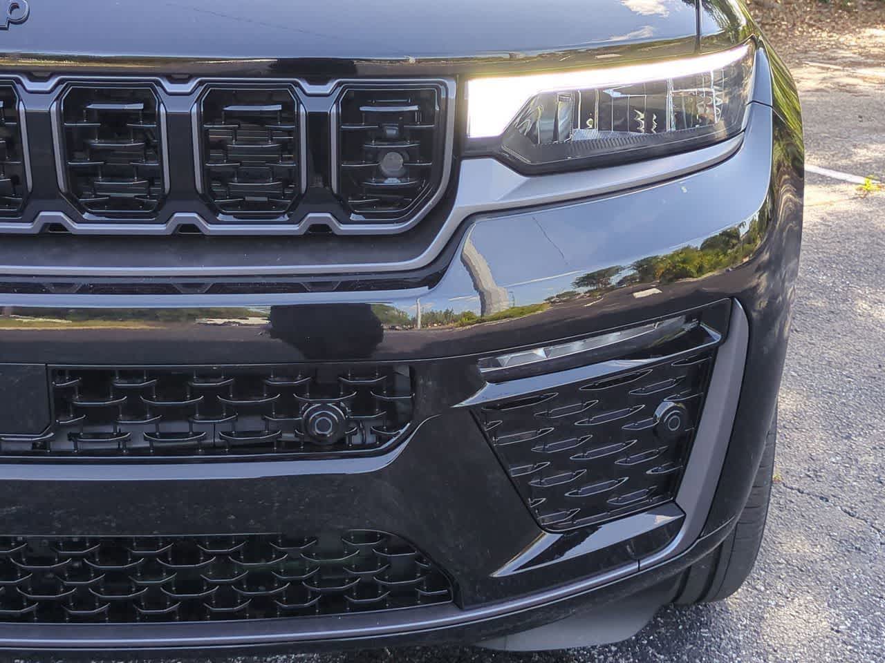 Thumbnail: 2026 Jeep Grand Cherokee L - 11