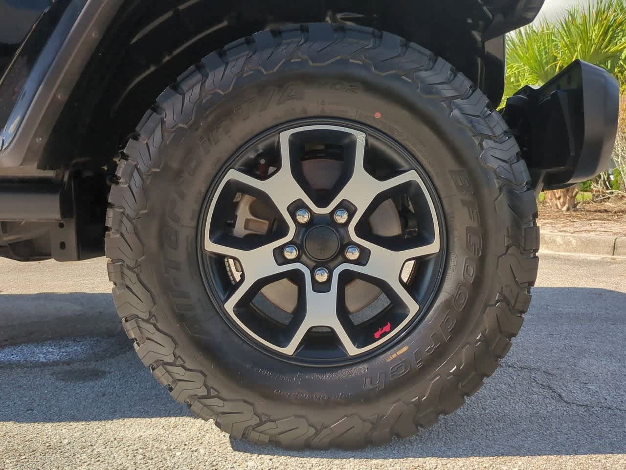 Thumbnail: 2023 Jeep Wrangler - 14