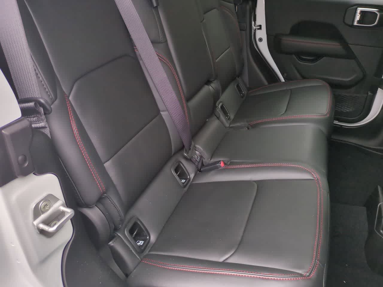 Thumbnail: 2026 Jeep Gladiator - 21