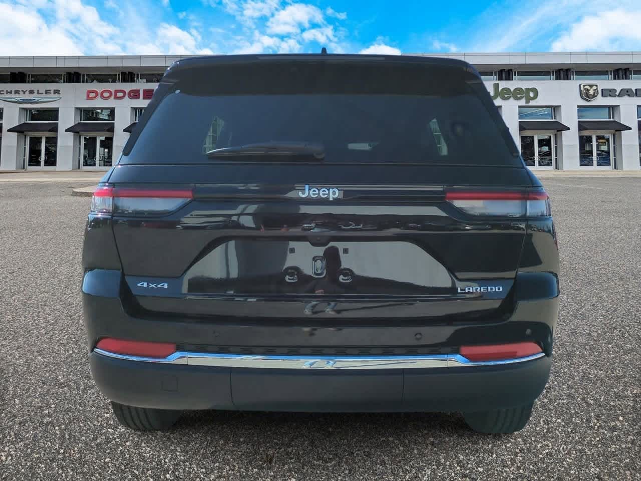 Thumbnail: 2025 Jeep Grand Cherokee - 7