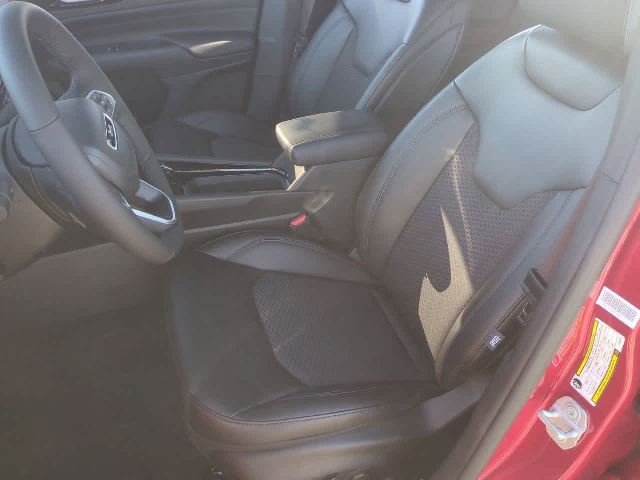 Thumbnail: 2026 Jeep Compass - 17