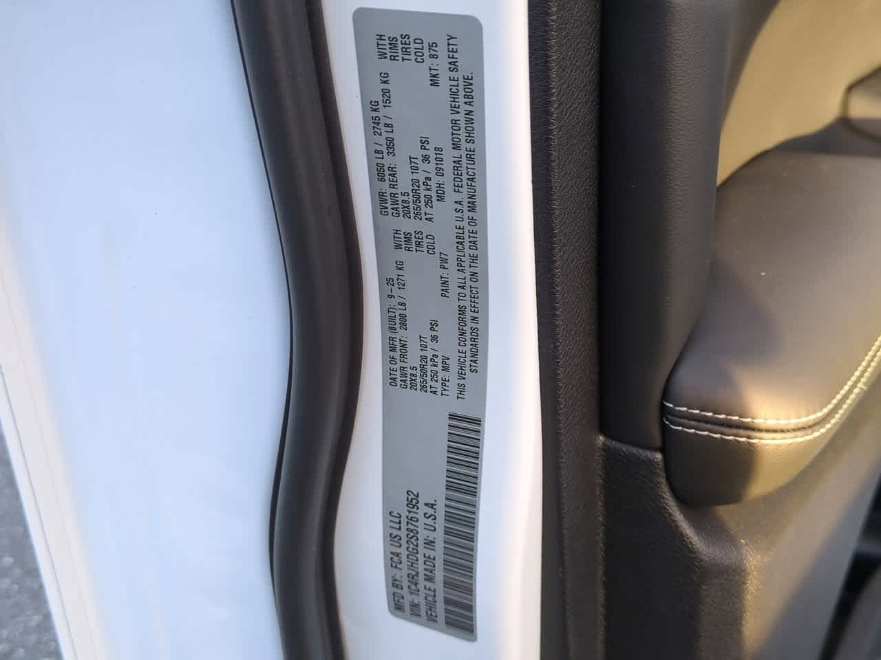 Thumbnail: 2025 Jeep Grand Cherokee - 38