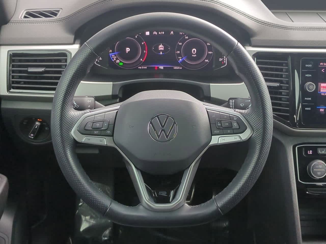 Thumbnail: 2023 Volkswagen Atlas - 24