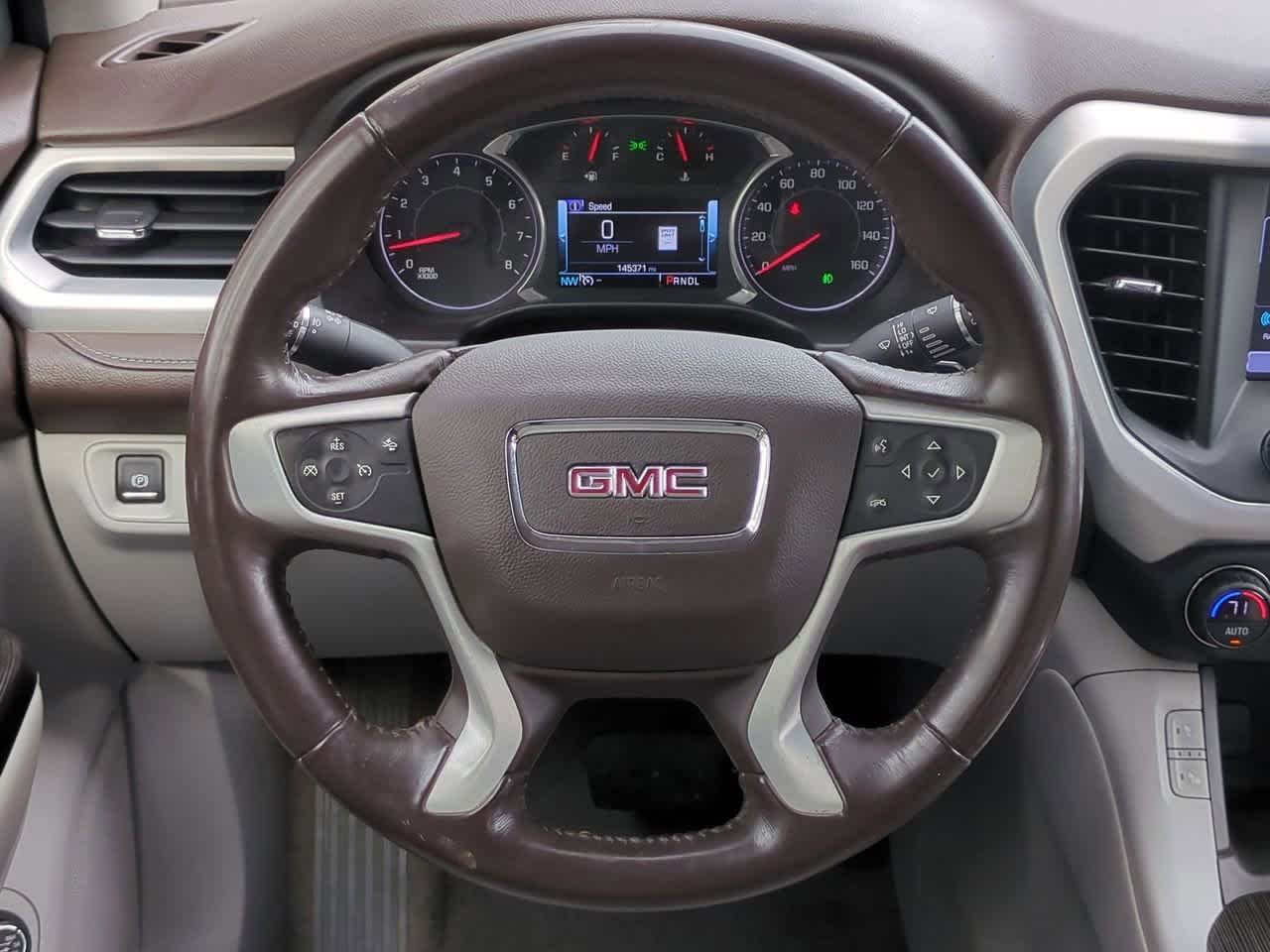 Thumbnail: 2017 GMC Acadia - 23