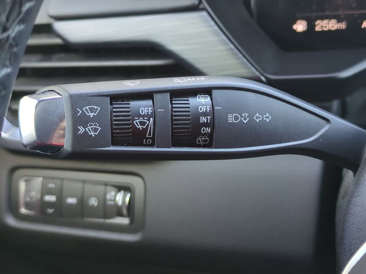 Thumbnail: 2025 GMC Acadia - 27