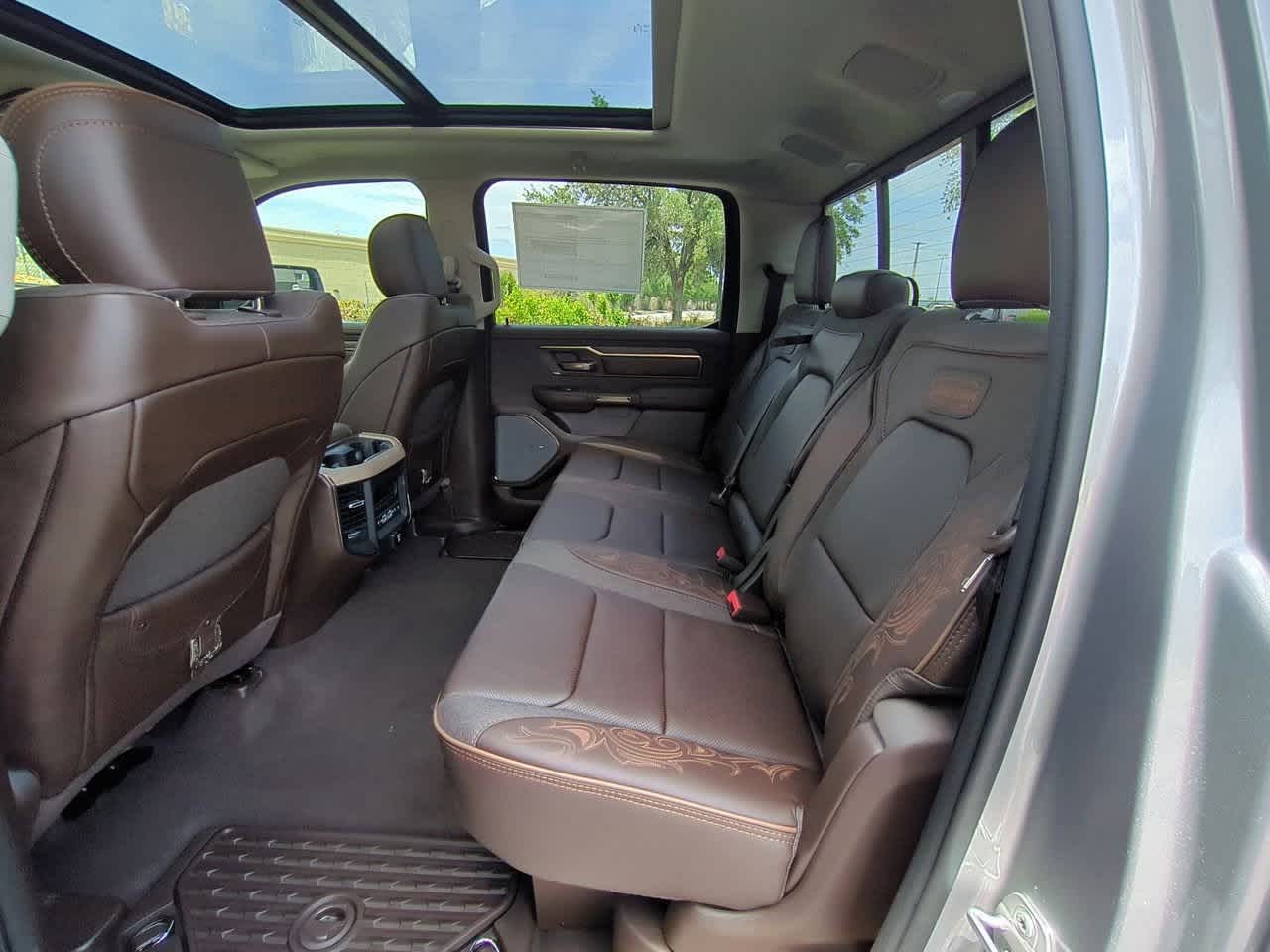 Thumbnail: 2025 RAM 1500 - 21