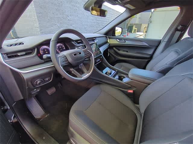 Thumbnail: 2025 Jeep Grand Cherokee L - 10