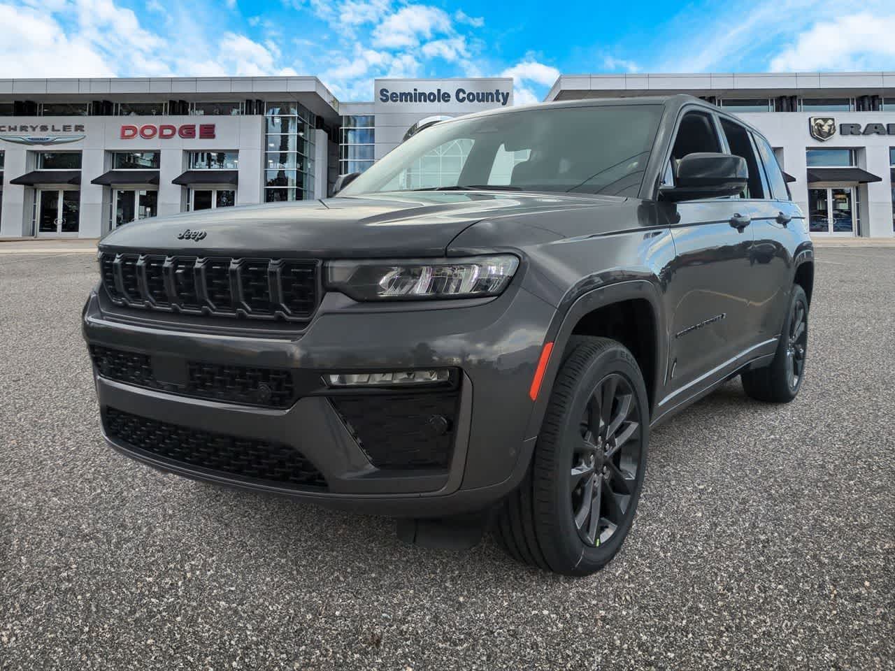 Thumbnail: 2026 Jeep Grand Cherokee - 4