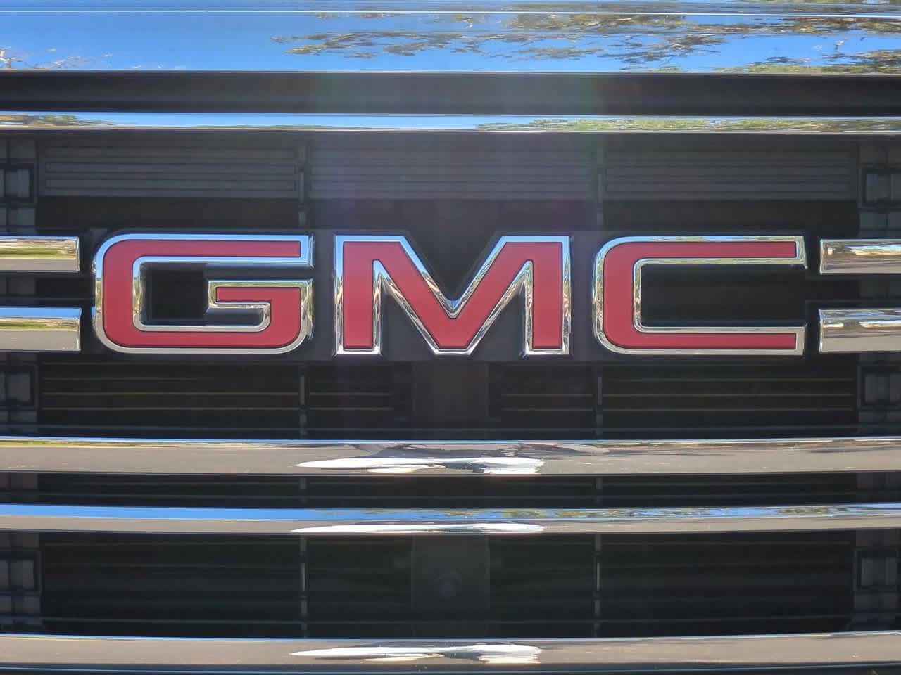 Thumbnail: 2023 GMC Acadia - 12