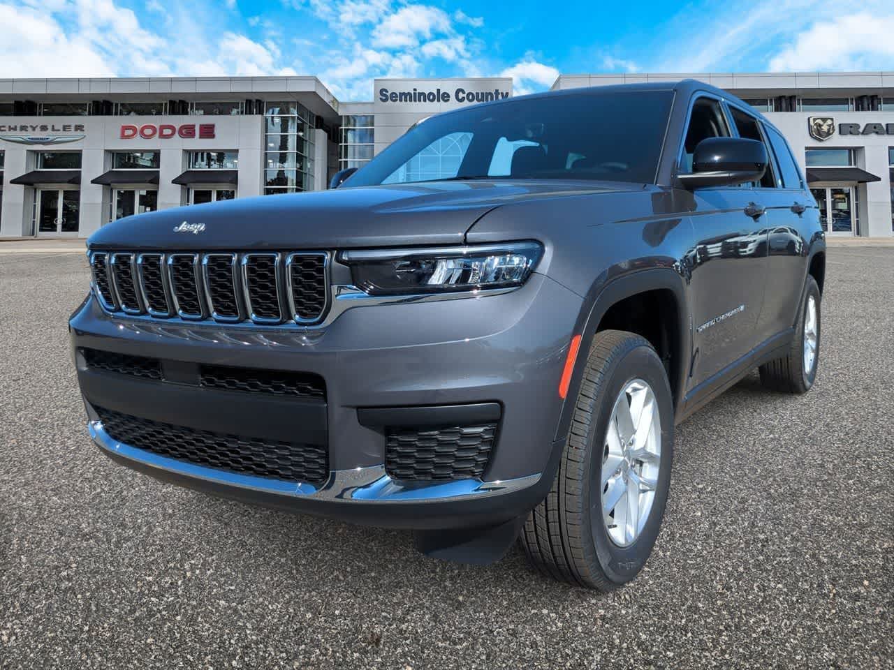 Thumbnail: 2025 Jeep Grand Cherokee L - 4