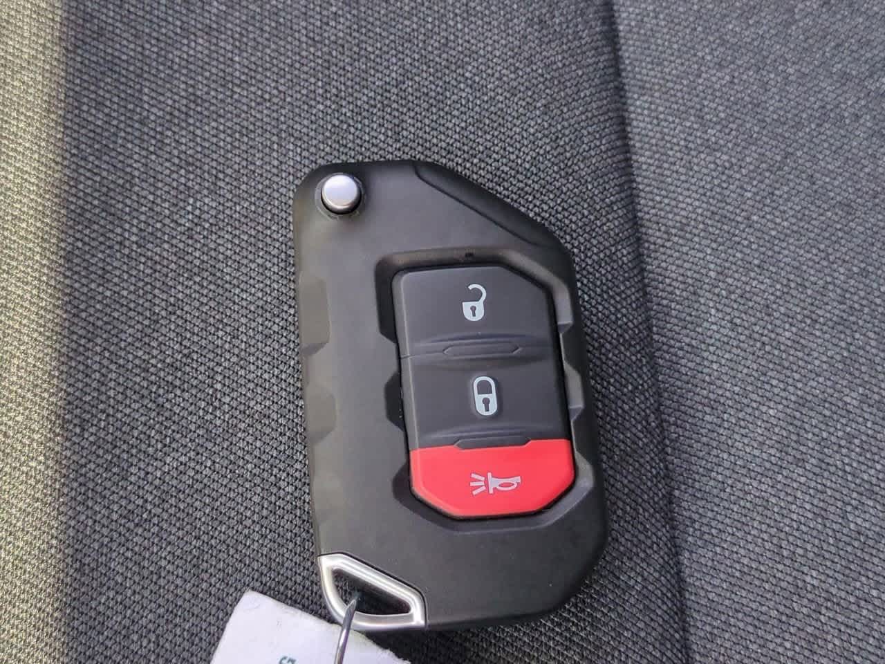 Thumbnail: 2025 Jeep Wrangler - 35