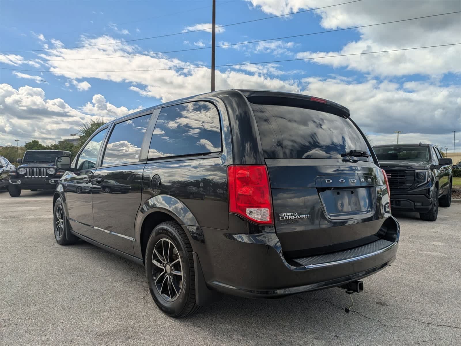 Thumbnail: 2019 Dodge Grand Caravan - 5