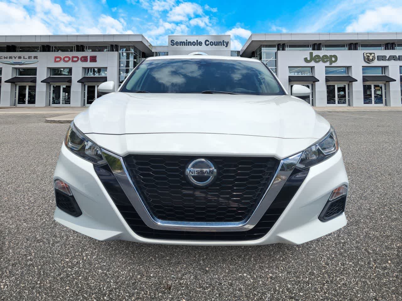 Thumbnail: 2021 Nissan Altima - 3