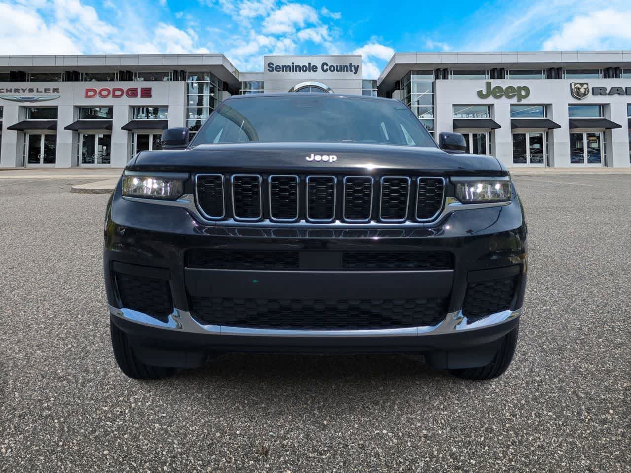 Thumbnail: 2026 Jeep Grand Cherokee L - 3