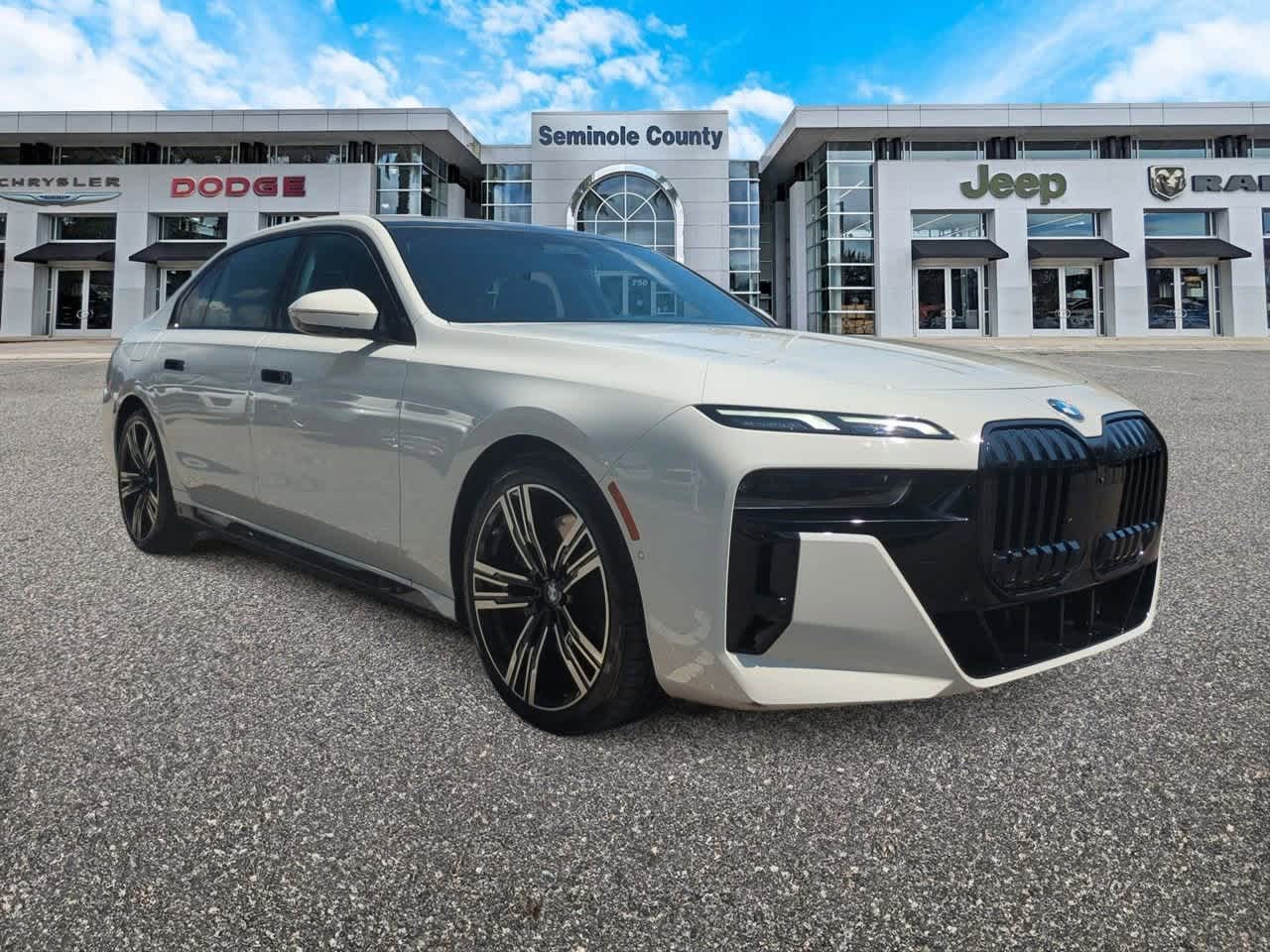 Thumbnail: 2023 BMW 7 Series - 2