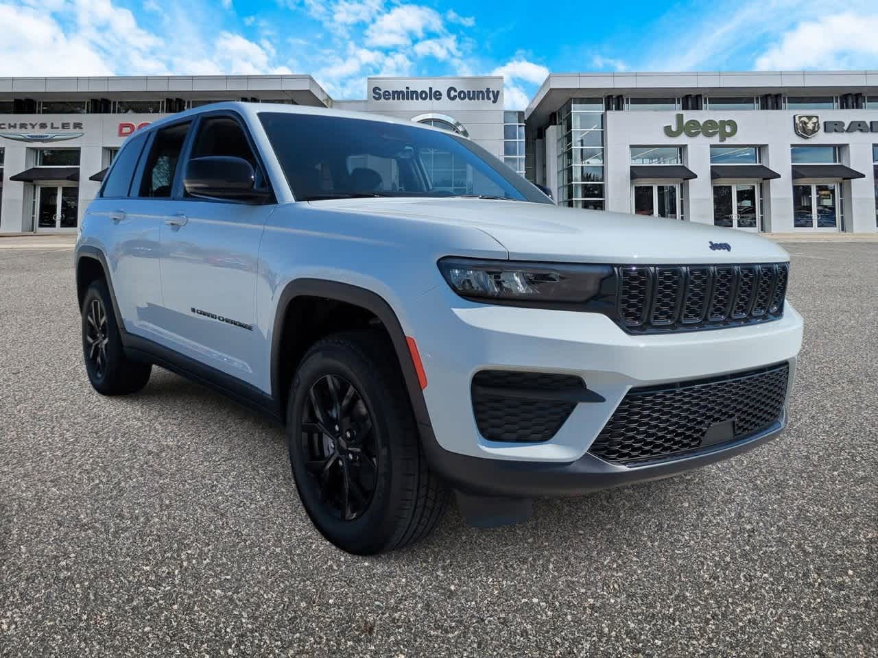 Thumbnail: 2025 Jeep Grand Cherokee - 2