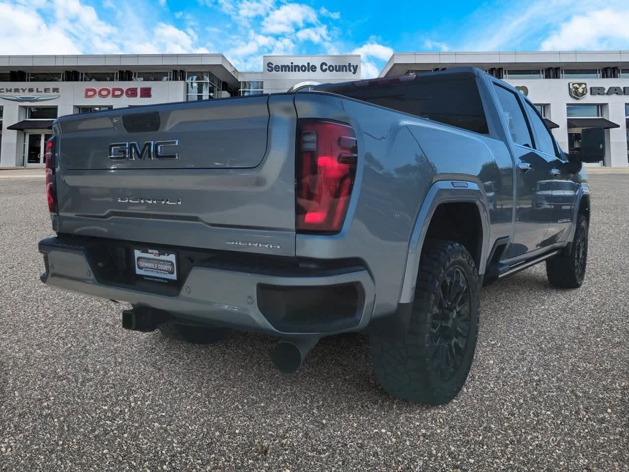 Thumbnail: 2025 GMC Sierra 2500 - 8