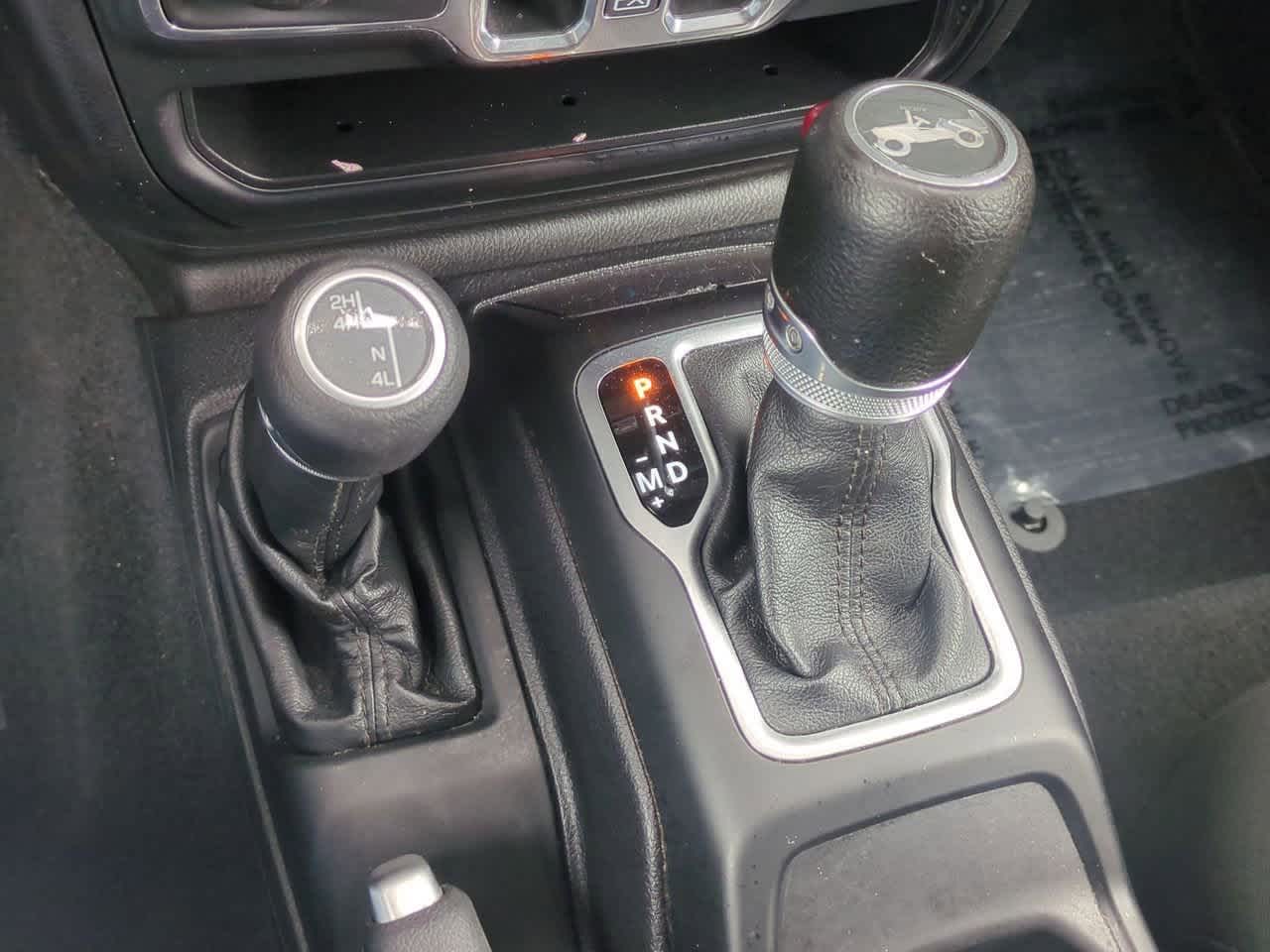 Thumbnail: 2018 Jeep Wrangler - 32