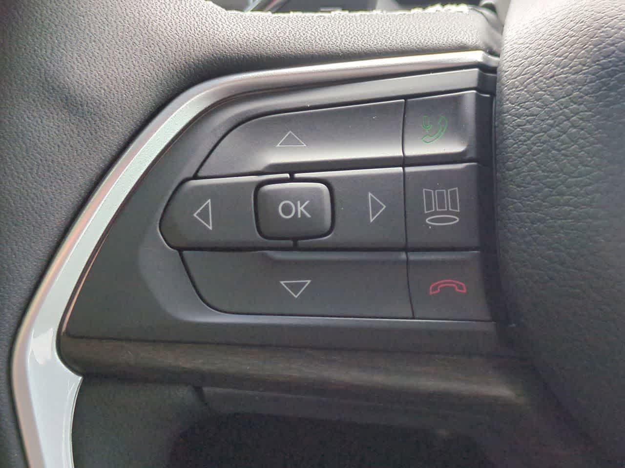 Thumbnail: 2026 Jeep Grand Cherokee - 25